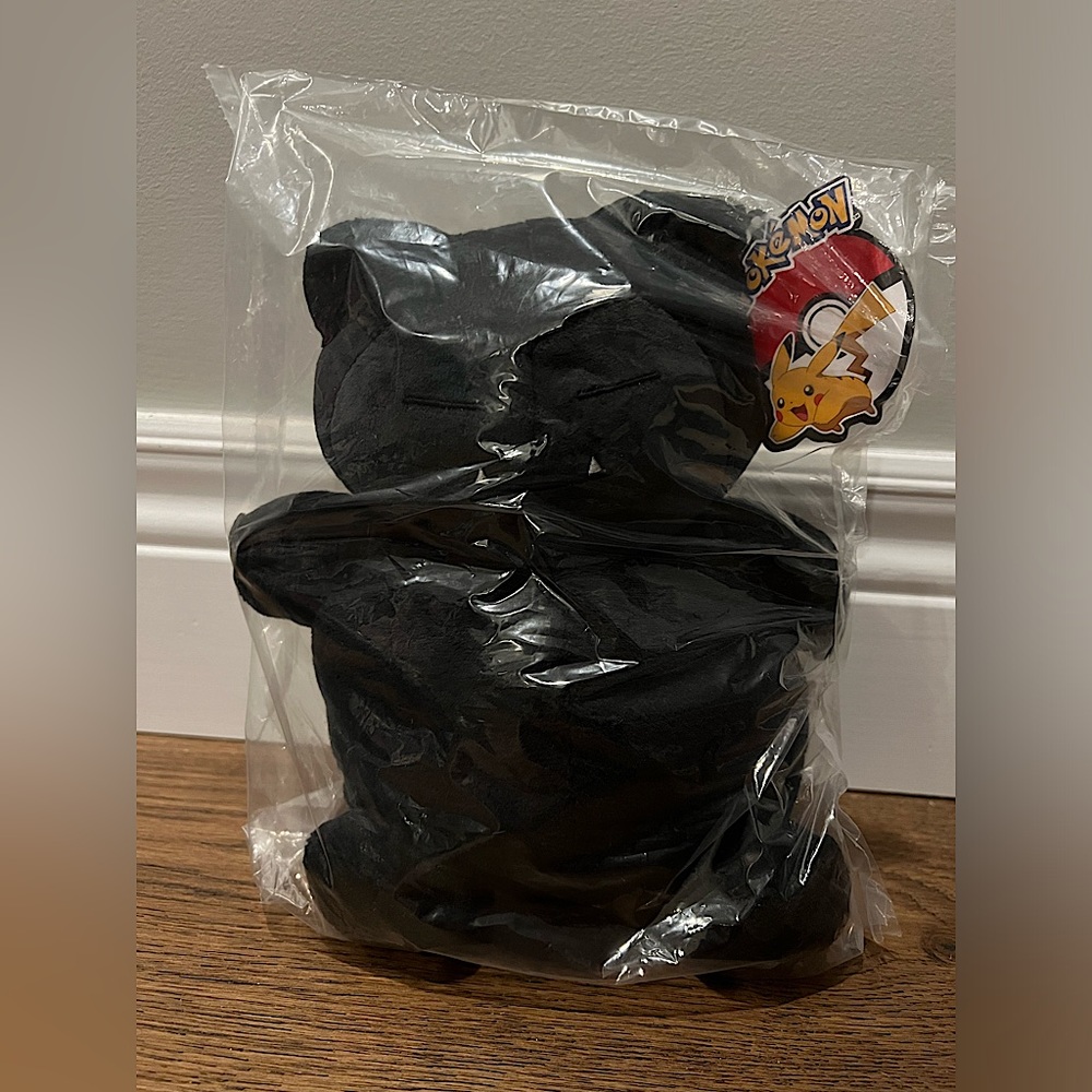 Black Snorlax Pokémon plush